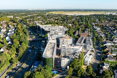 Luftbild der Baustelle von Süden, 28.8.24 - © Black Horse Investments